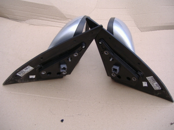 Hyundai - i30 - 5 drzwi - (2007 - 2010) - Lusterka /  Lewe elektryczne