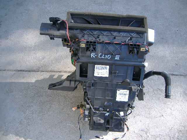 Renault - Clio - 5 drzwi - (2009 - 2012) - Układ chłodzenia / Nagrzewnica kompletna