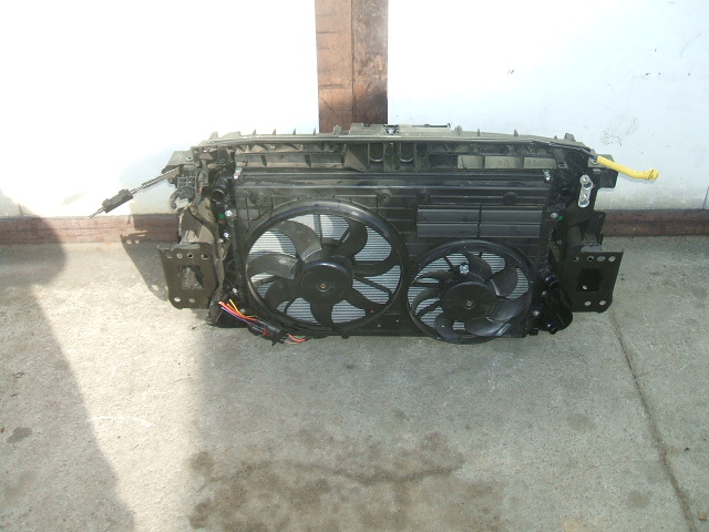 Volkswagen - Tiguan - (2011 - 2016) - Oświetlenie / Lampa przednia lewa