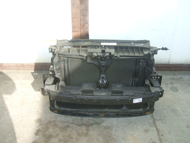 Volkswagen - Tiguan - (2011 - 2016) - Oświetlenie / Lampa przednia prawa