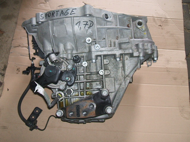 Kia - Sportage - (2010 - 2015) - Skrzynia / Ręczna  6-biegowa