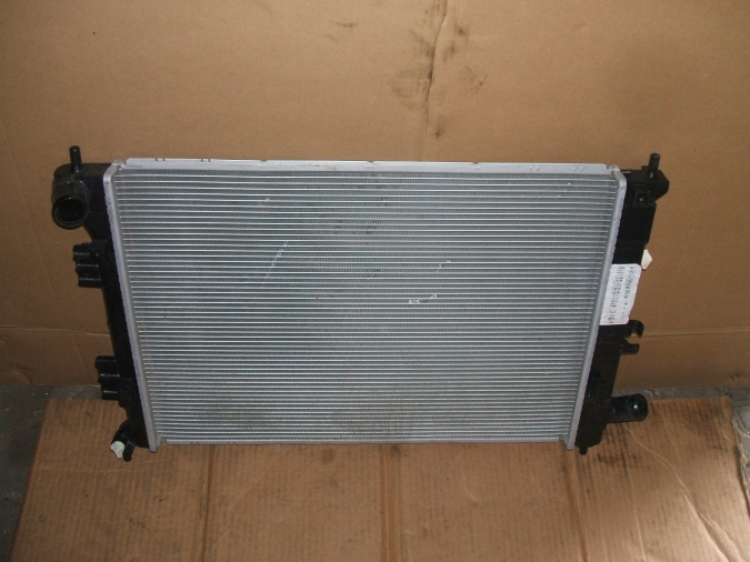 Hyundai - Elantra - 4 drzwi - (2011 - 2015) - Układ chłodzenia / Chłodnica wody