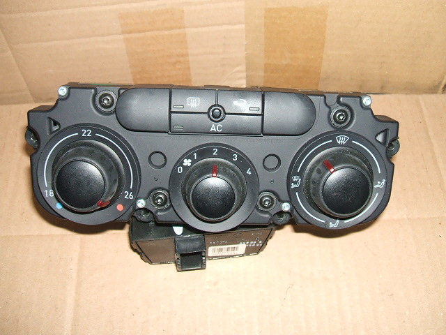 Seat - Toledo - (2004 - 2009) - Wnętrze / Włącznik nawiewu