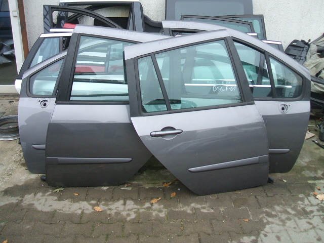 Renault - Modus - (2008 - 2012) - Karoseria / Drzwi tylne prawe