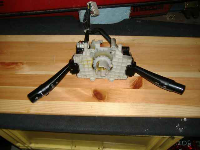 SsangYong - Rexton - (2004 - 2006) - Wnętrze / Włącznik świateł