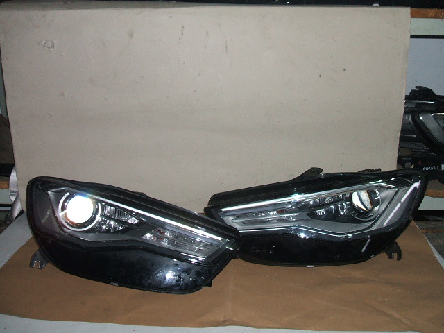 Audi - A6 - Kombi - (2011 - 2018) - Oświetlenie / Lampa przednia  prawa Bixenon