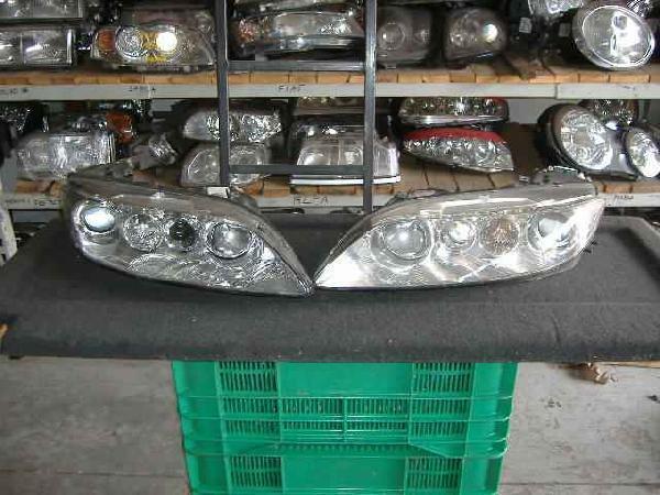Mazda - 6 - Kombi - (2002 - 2005) - Oświetlenie / Lampa przednia prawa