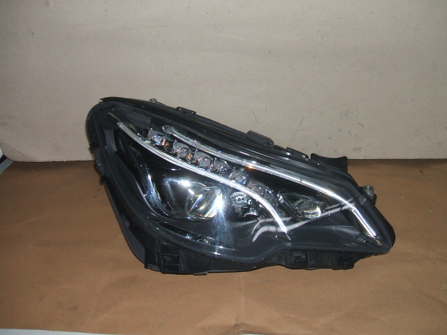 Mercedes-Benz - E-Klasa - C207 - Coupe - (2013-) - Oświetlenie / Lampa przednia  prawa Bixenon