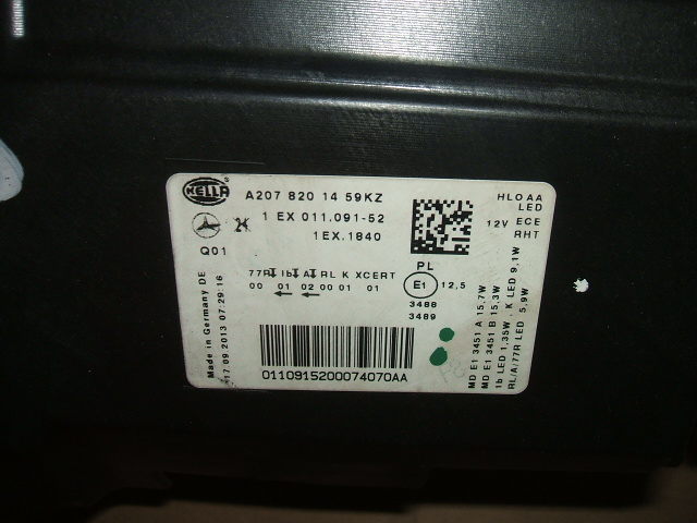 Mercedes-Benz - E-Klasa - C207 - Coupe - (2013-) - Oświetlenie / Lampa przednia  prawa Bixenon