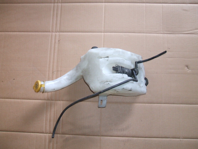 Opel - Meriva - (2002 - 2006) - Osprzęt / Zbiorniczek spryskiwaczy