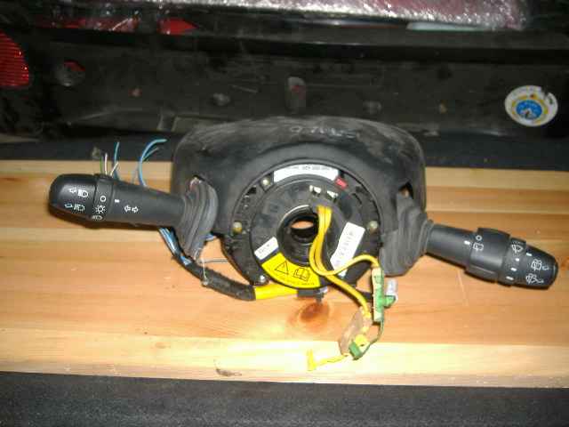 Fiat - Stilo - 5 drzwi - (2004 - 2007) - Wnętrze / Włącznik wycieraczek