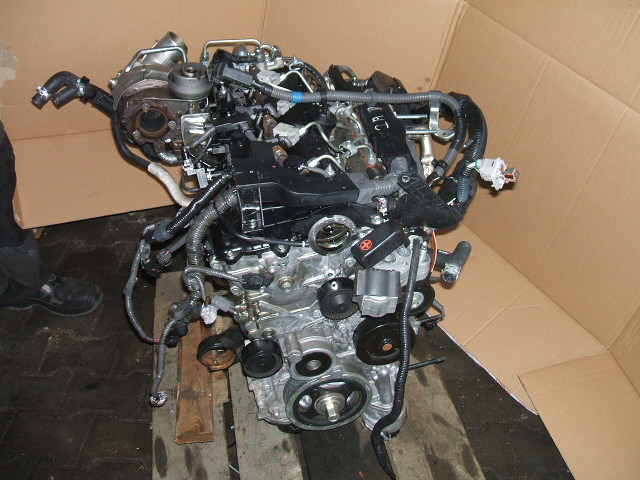 Toyota - Avensis - Kombi - (2012 - 2015) - Silnik / Diesla bez osprzętu