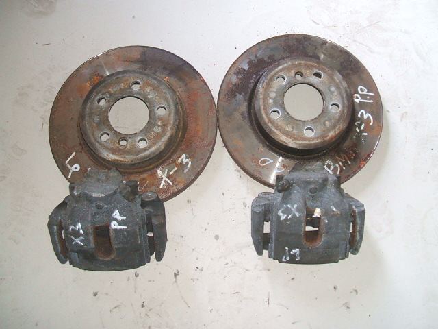 BMW - X3 - (2006 - 2010) - Hamulce / Zacisk hamulcowy przedni lewy