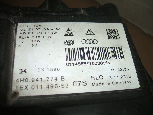 Audi - S8 - (2012-) - Oświetlenie / Lampa przednia  prawa Bixenon