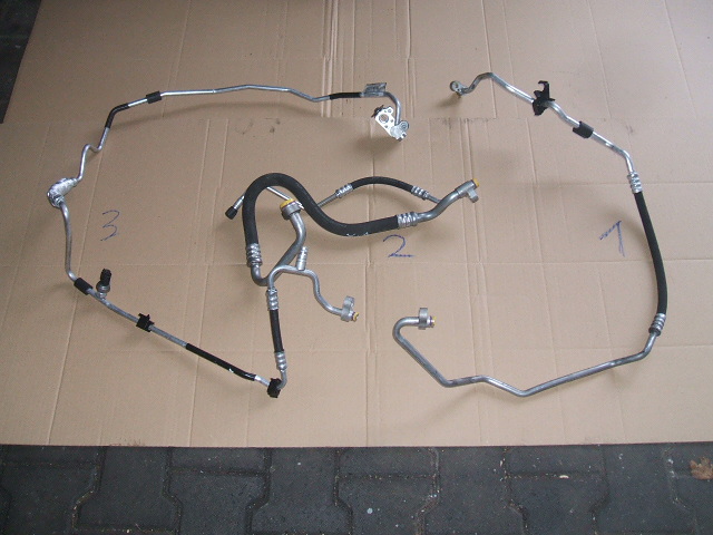 BMW - X1 - (2009 - 2012) - Układ chłodzenia / Klimatyzacja - przewody