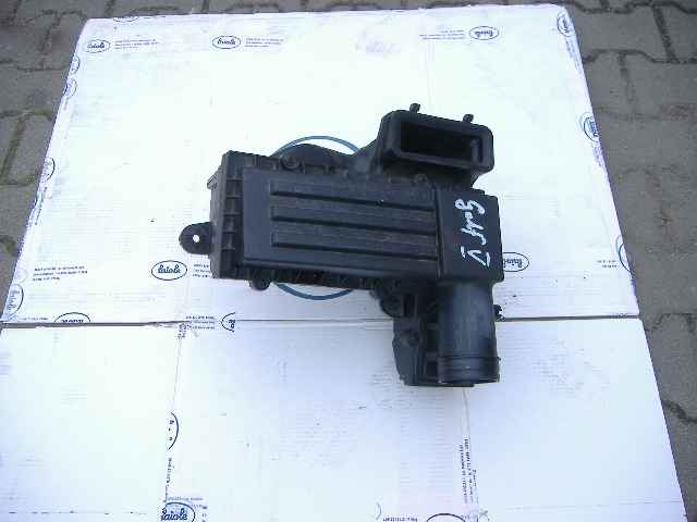 Volkswagen - Golf V - 5 drzwi - (2003 - 2008) - Filtry / Obudowa filtra powietrza