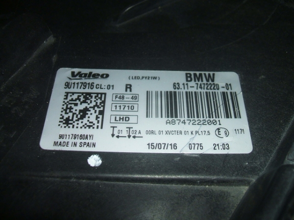 BMW - Seria i3 - (2013-) - Oświetlenie / Lampa przednia prawa