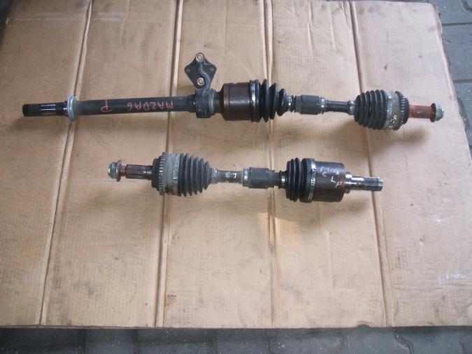 Mazda - 6 - 4 drzwi - (2005 - 2008) - Napęd / Półoś przednia prawa