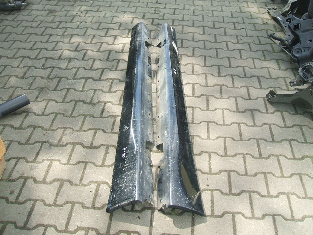 BMW - Seria 3 - E90 - (2005 - 2008) - Karoseria / Listwy progowe