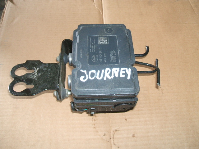 Dodge - Journey - (2011-) - Hamulce / Pompa ABS