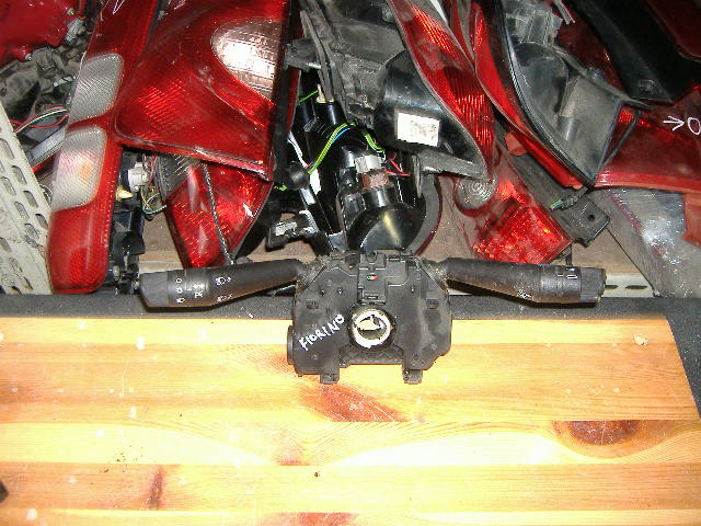 Fiat - Qubo - (2008 - 2016) - Wnętrze / Włącznik świateł