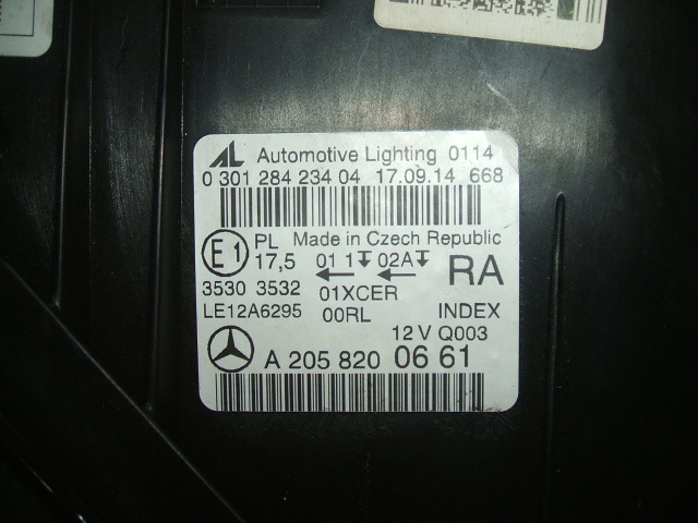 Mercedes-Benz - C-Klasa - S205 - Kombi - (2014-) - Oświetlenie / Lampa przednia  prawa Bixenon