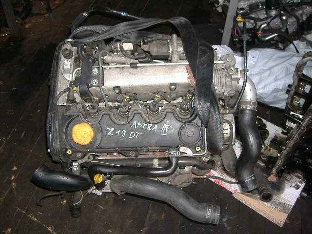 Opel - Zafira A - (2003 - 2005) - Silnik / Diesla bez osprzętu