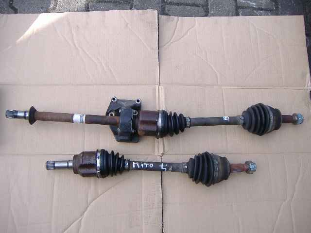 Alfa Romeo - MI.TO - (2008 - 2011) - Napęd / Półoś przednia lewa