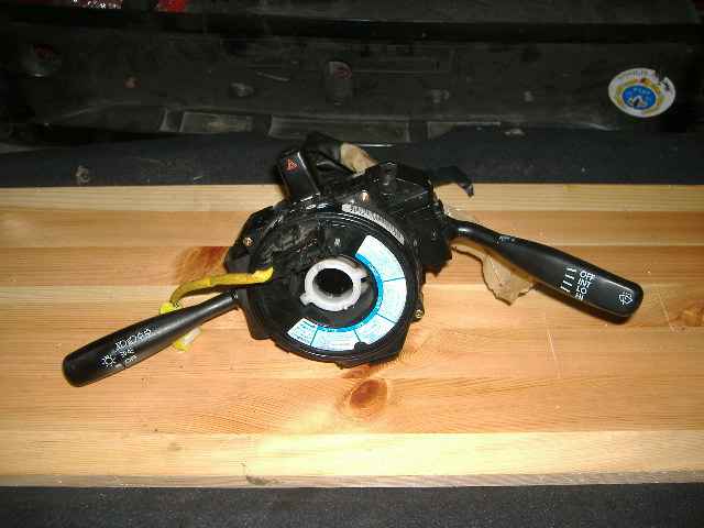 Daihatsu - Terios - (1997 - 2001) - Wnętrze / Włącznik kierunkowskazów