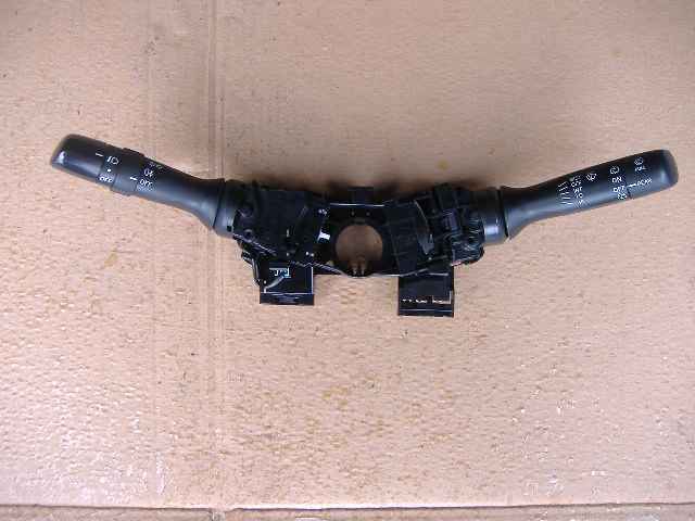 Toyota - Yaris - 3 drzwi - (2006 - 2009) - Wnętrze / Włącznik wycieraczek