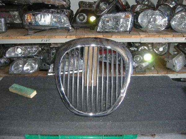 Jaguar - S-Type - (2001 - 2004) - Karoseria / Atrapa przednia