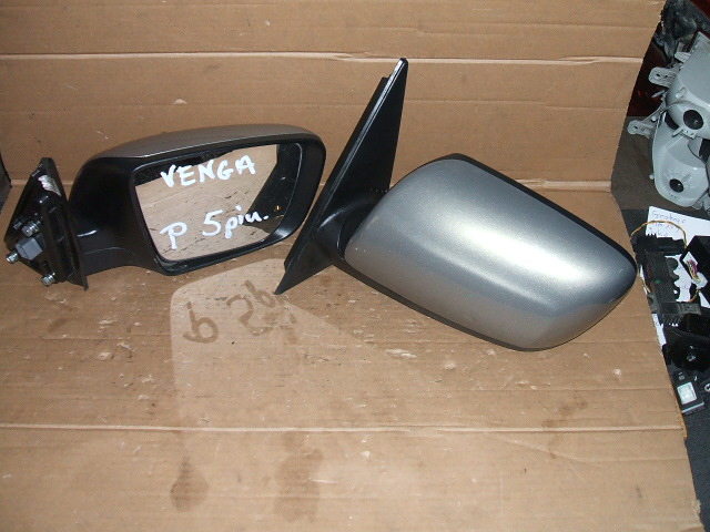 Kia - Venga - (2009 - 2014) - Lusterka /  Prawe elektryczne