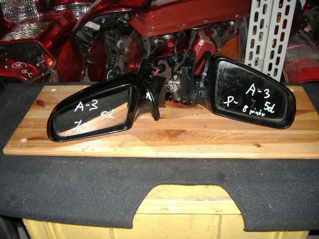 Audi - A3 - 5 drzwi - (2004 - 2008) - Lusterka /  Prawe elektryczne