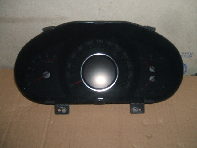 Kia - Sportage - (2015-) - Wnętrze / Zestaw liczników