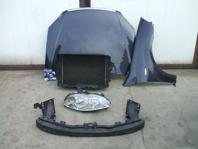 Fiat - Croma - (2005 - 2007) - Oświetlenie / Lampa przednia prawa