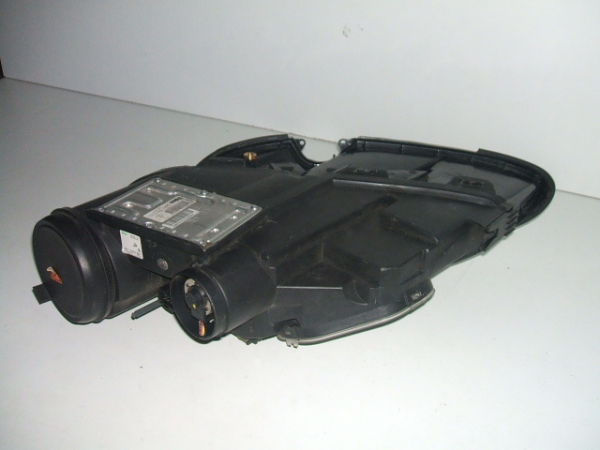 Jaguar - XK - Cabrio - (2004 - 2006) - Oświetlenie / Lampa przednia   prawa Xenon