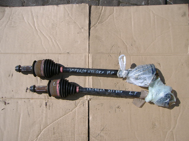 Subaru - Impreza - 4 drzwi - (2007 - 2011) - Napęd / Półoś przednia prawa