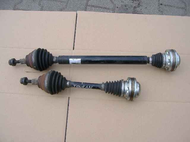 Audi - A3 - Cabrio - (2007 - 2013) - Napęd / Półoś przednia prawa