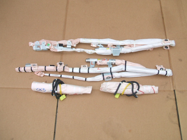 Mazda - CX 3 - (2015-) - Poduszki / Boczna lewa