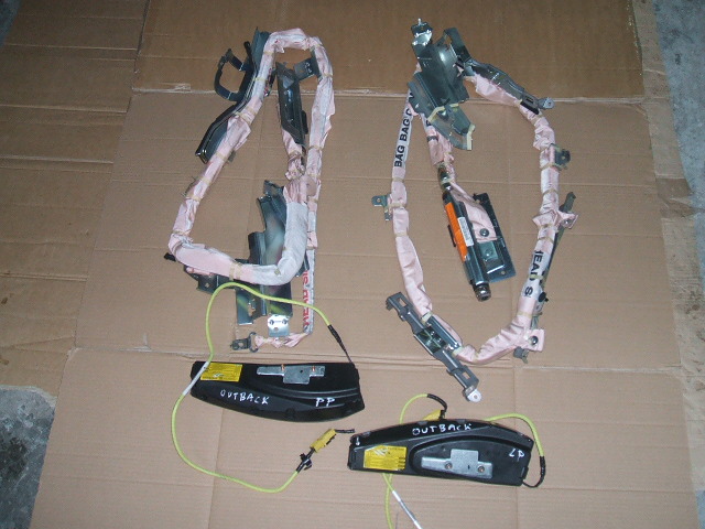 Subaru - Legacy - Kombi - (2009 - 2013) - Poduszki / Boczna lewa