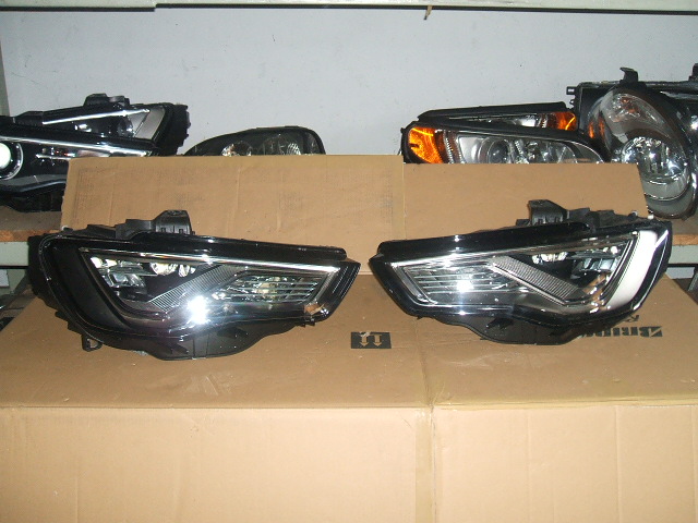 Audi - A3 - 3 drzwi - (2012 - 2016) - Oświetlenie / Lampa przednia  lewa Bixenon