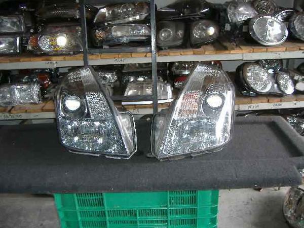 Renault - Vel Satis - (2001 - 2005) - Oświetlenie / Lampa przednia   lewa Xenon