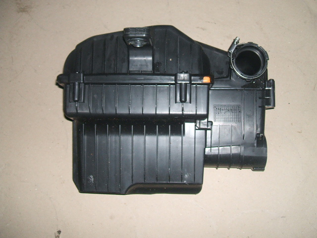 Citroen  - DS3 - (2014 - 2016) - Filtry / Obudowa filtra powietrza