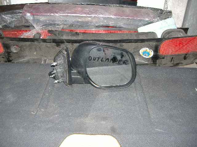 Citroen  - C-Crosser - (2007 - 2013) - Lusterka /  Prawe elektryczne