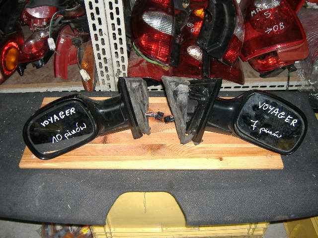 Chrysler - Voyager - Grand - (2001 - 2004) - Lusterka /  Prawe elektryczne