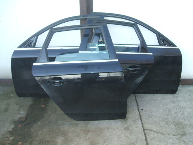 Audi - A4 - Kombi - (2008 - 2012) - Karoseria / Drzwi tylne lewe