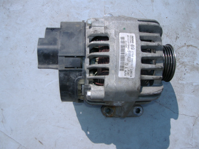 Fiat - Doblo - Kombi - (2010-) - Silnik / Alternator