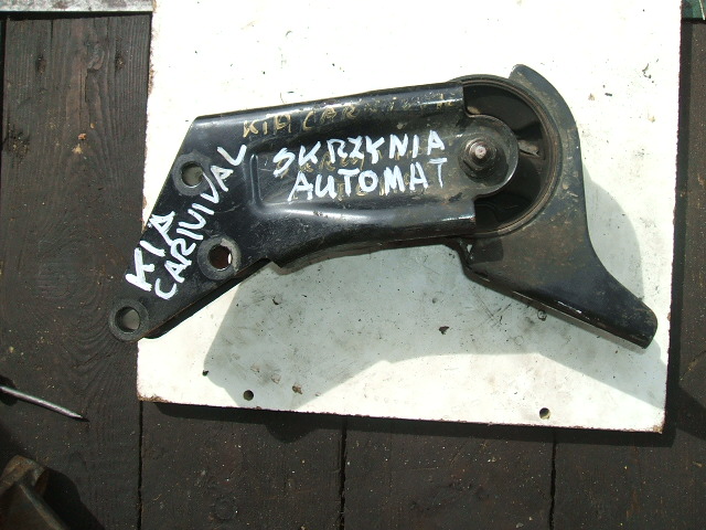 Kia - Carnival II - (2005 - 2010) - Skrzynia / Poduszki / Łapy