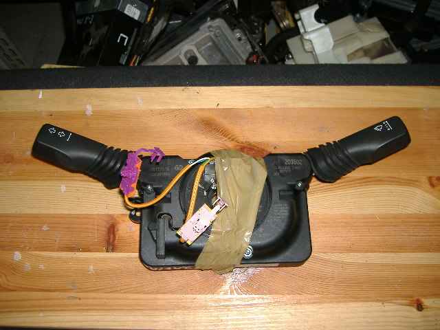 Opel - Zafira B - (2008 - 2014) - Poduszki / Taśmy