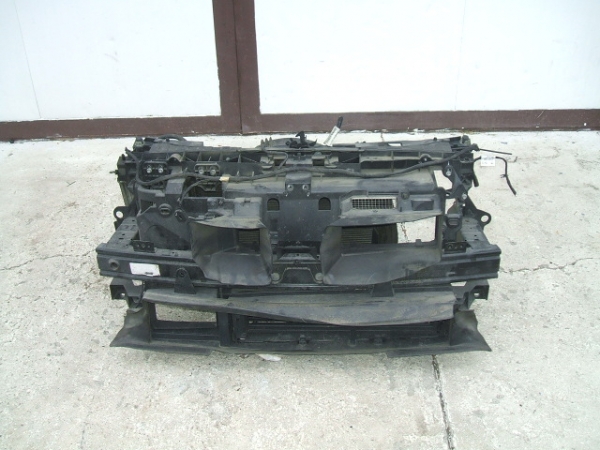 Renault - Megane - 4 drzwi - (2016-) - Karoseria / Wzmocnienie przednie kompletne